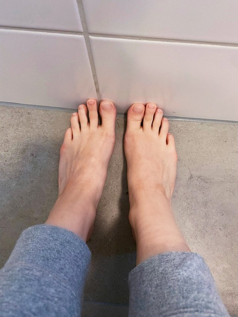 Header of fabulousfeet98