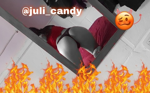 Header of juli_candy