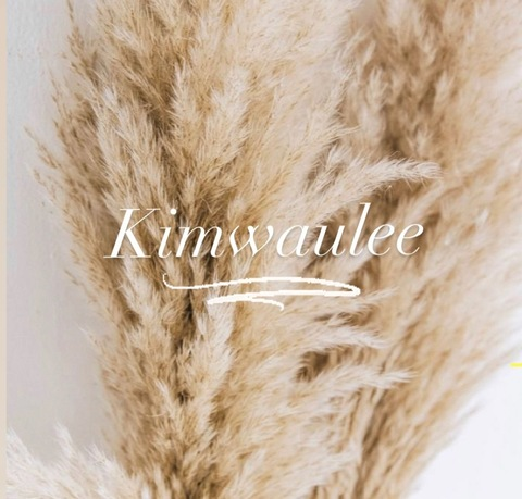 Header of kimwaulee