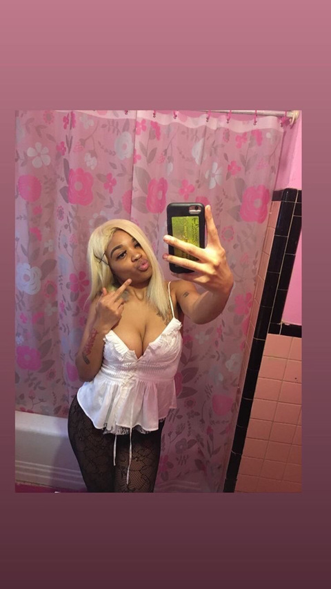 Header of pinkpussyrose1011