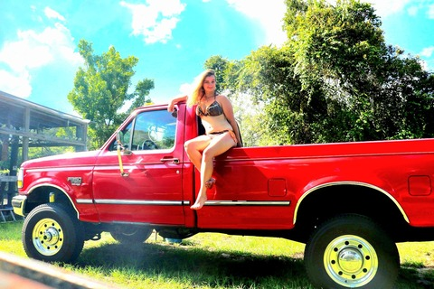 Header of redneckgirl_123